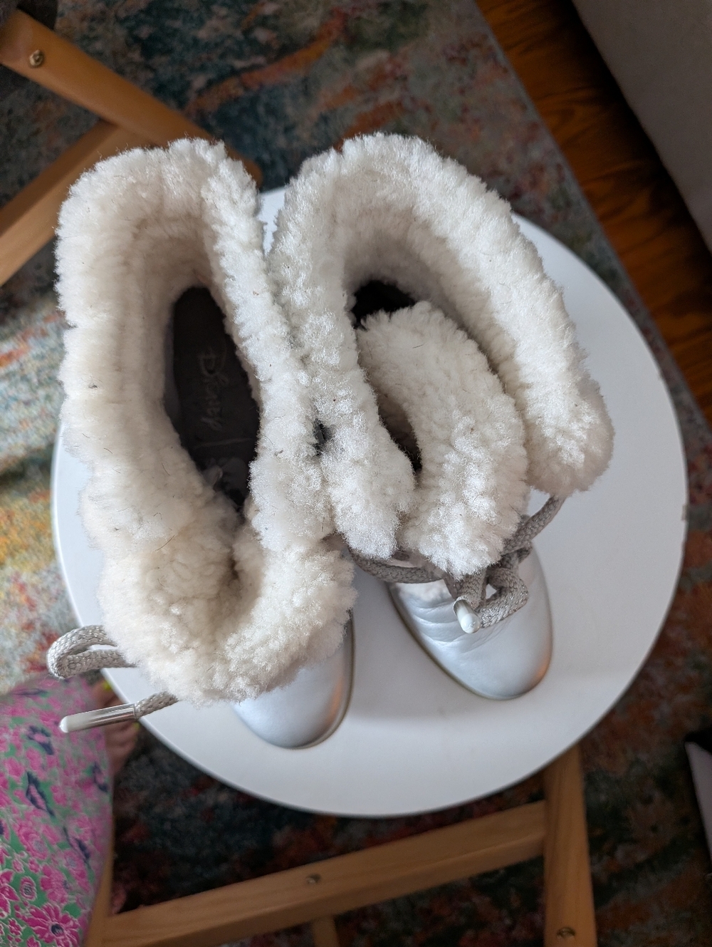 Sorel Disney Silver Snow Boots Faux Fur Lined Joan of Arctic Style 7.5 Winter - Picture 4 of 7